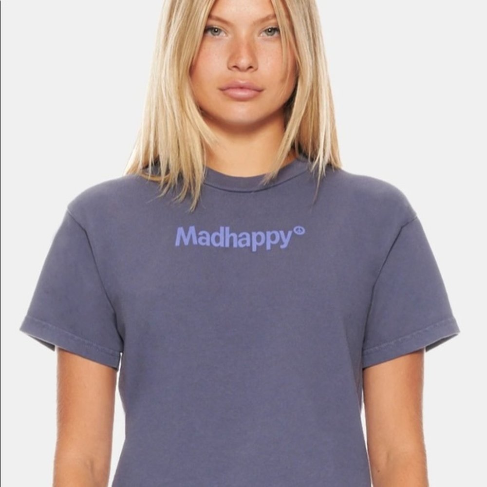MADHAPPY CLASSICS WOMENS BOXY TEE SIZE L